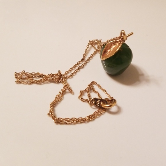 Green Apple Necklace - Picture 4 of 4
